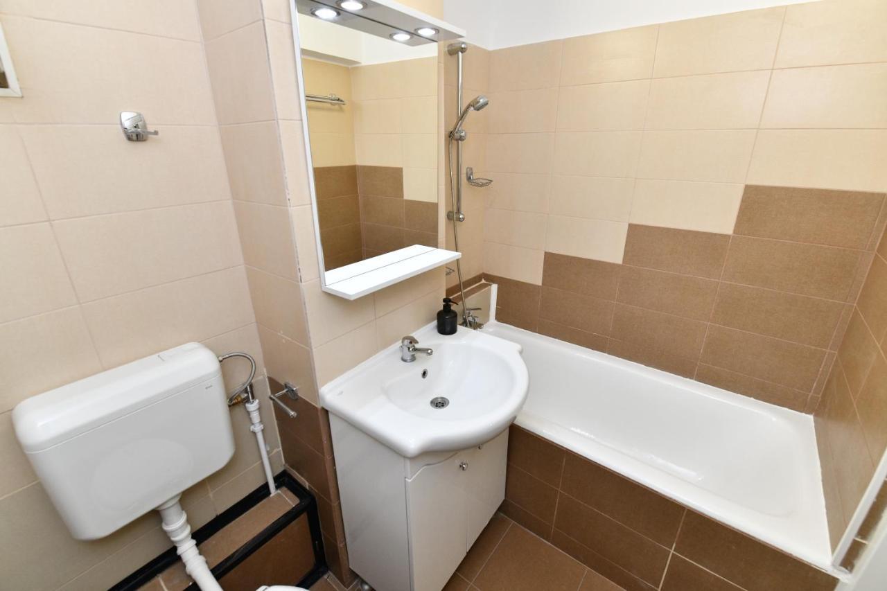 Appartamento Transilvania Apartament Bucarest Esterno foto